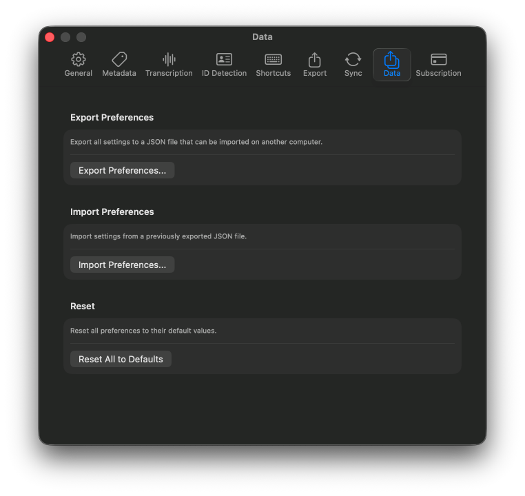 Export preferences pane with default format, quality, and metadata settings.
